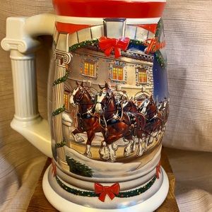 Budweiser 2001 beer stein Holiday at the Capitol